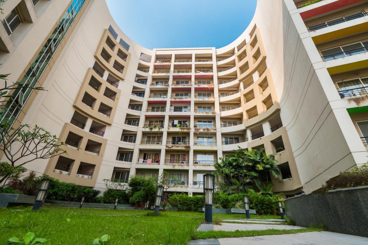 Capital O 10212 Hotel West Willows Xanadu كولكاتا المظهر الخارجي الصورة