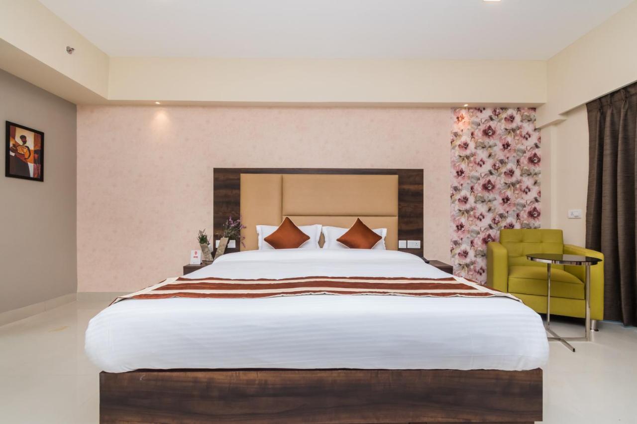 Capital O 10212 Hotel West Willows Xanadu كولكاتا المظهر الخارجي الصورة