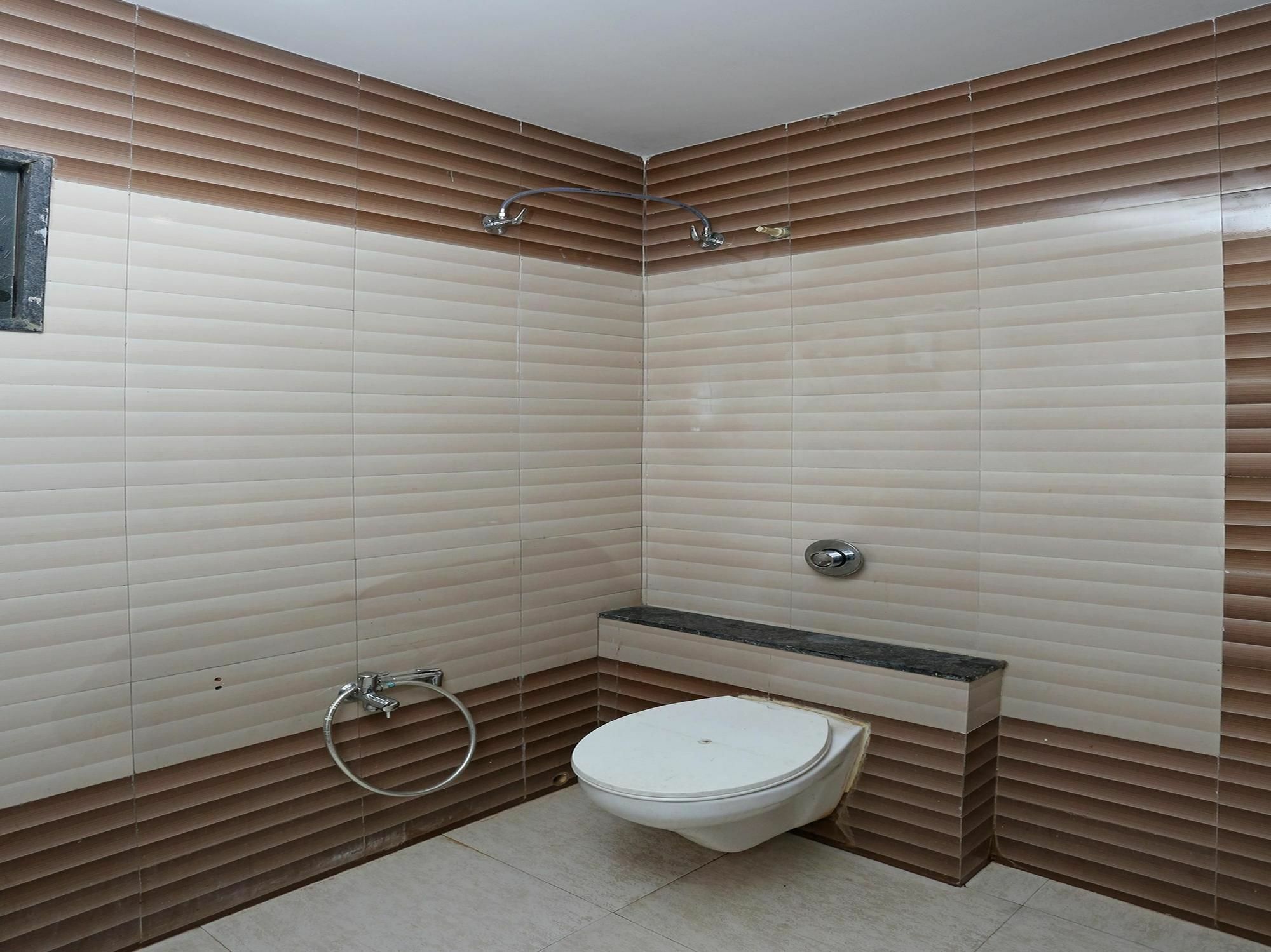 Capital O 10212 Hotel West Willows Xanadu كولكاتا المظهر الخارجي الصورة